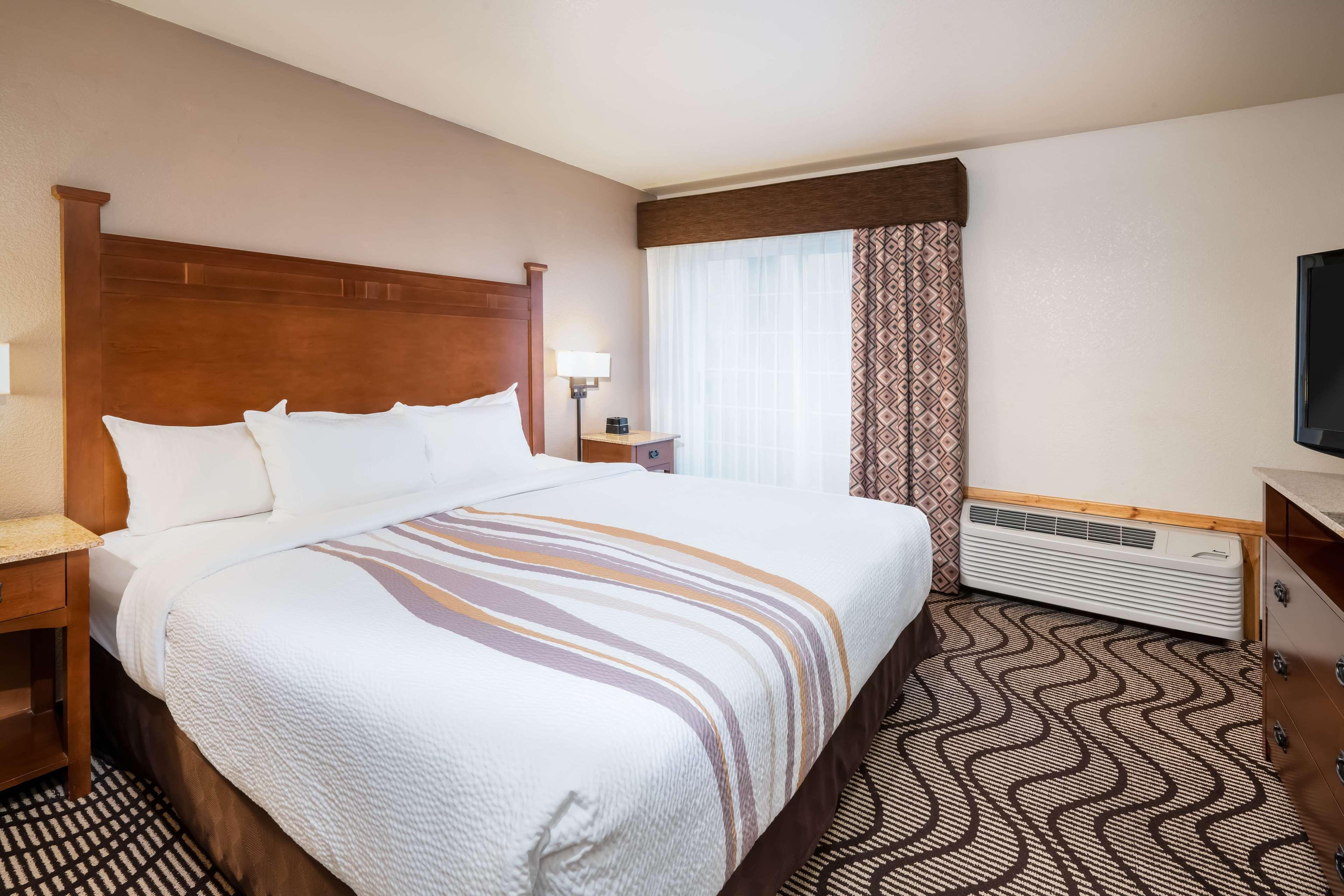 เบสต์ เวสเทิร์น พลัส ริเวอร์ฟรอนต์ โฮเทล แอนด์ สวีท Hotel เกรทฟอลส์ ภายนอก รูปภาพ